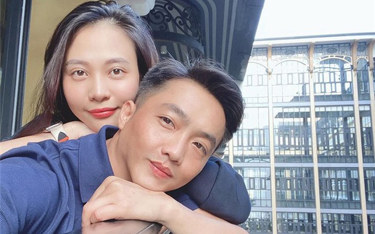 Nữ NSƯT chia tay đại gia ngân hàng, một mình nuôi con, U40 giàu sang, đẹp bậc nhất showbiz Việt- Ảnh 2. Nữ NSƯT chia tay đại gia ngân hàng, một mình nuôi con, U40 giàu sang, đẹp bậc nhất showbiz Việt- Ảnh 2.