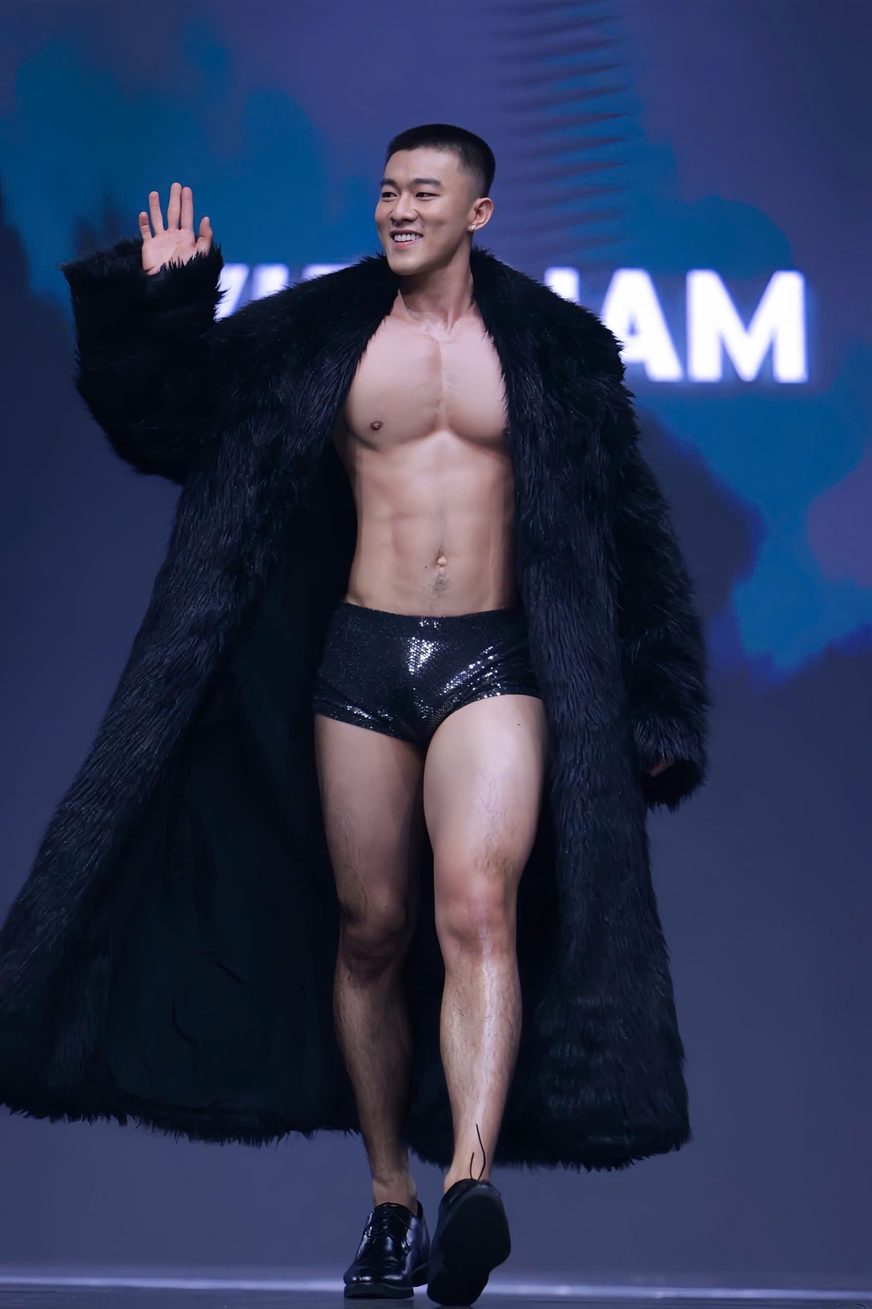 Đoàn Công Vinh bị ngộ độc, nhập viện điều trị sau đêm Bán kết Mister Global 2025- Ảnh 5. Đoàn Công Vinh bị ngộ độc, nhập viện điều trị sau đêm Bán kết Mister Global 2025- Ảnh 5.