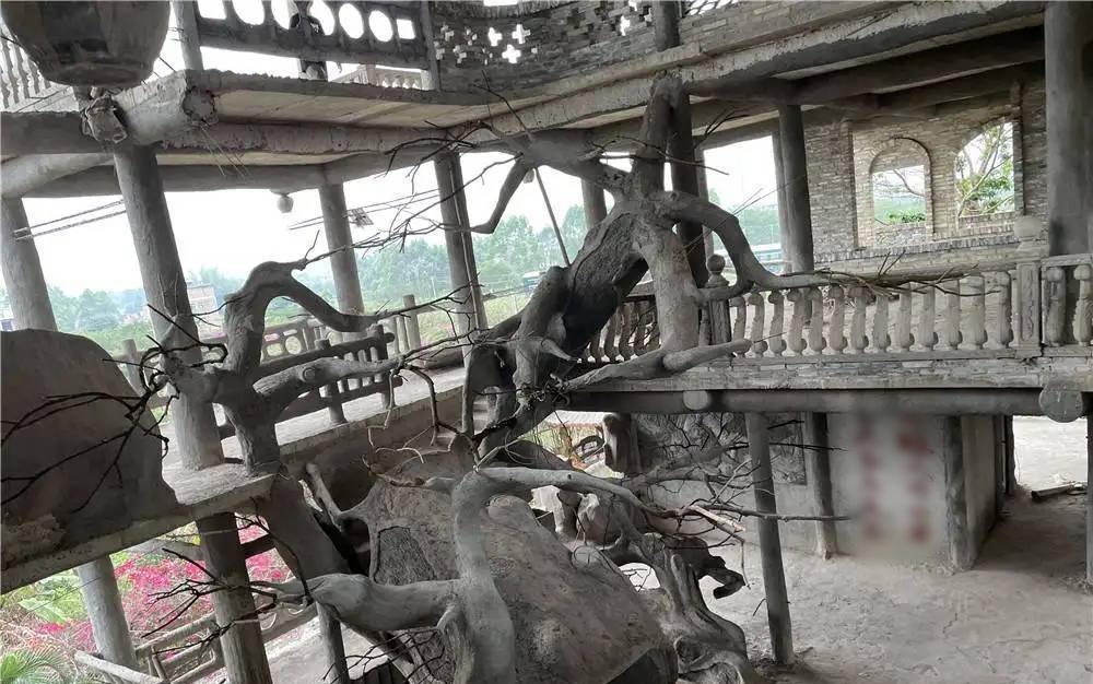 B&ecirc;n trong "biệt thự đi&ecirc;n" 51 tỷ, cao 30m, x&acirc;y theo tr&iacute; tưởng tượng suốt 10 năm của một n&ocirc;ng d&acirc;n Trung Quốc- Ảnh 6.