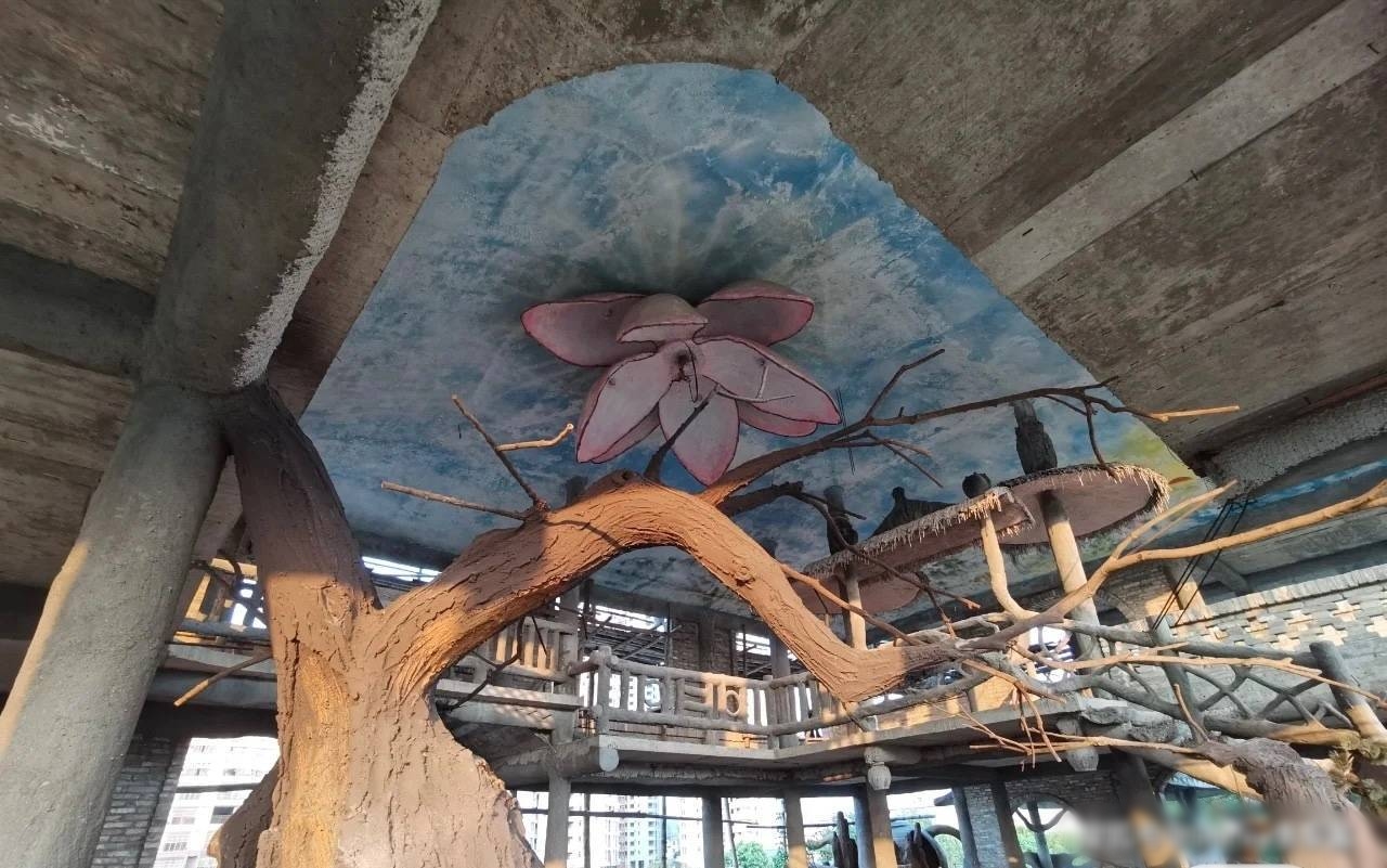 B&ecirc;n trong "biệt thự đi&ecirc;n" 51 tỷ, cao 30m, x&acirc;y theo tr&iacute; tưởng tượng suốt 10 năm của một n&ocirc;ng d&acirc;n Trung Quốc- Ảnh 8.