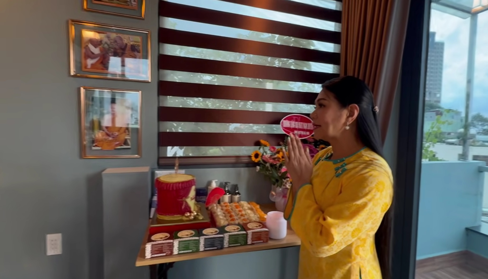 Nữ NSƯT từ Mỹ về Việt Nam làm một việc quan trọng trong nhà mặt tiền 50 tỷ- Ảnh 1. Nữ NSƯT từ Mỹ về Việt Nam làm một việc quan trọng trong nhà mặt tiền 50 tỷ- Ảnh 1.