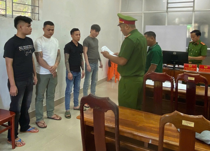 G&acirc;y rối tại karaoke Dubai Đ&agrave; Nẵng: Bắt Xĩn Nghi&ecirc;m c&ugrave;ng đồng bọn - Ảnh 1.