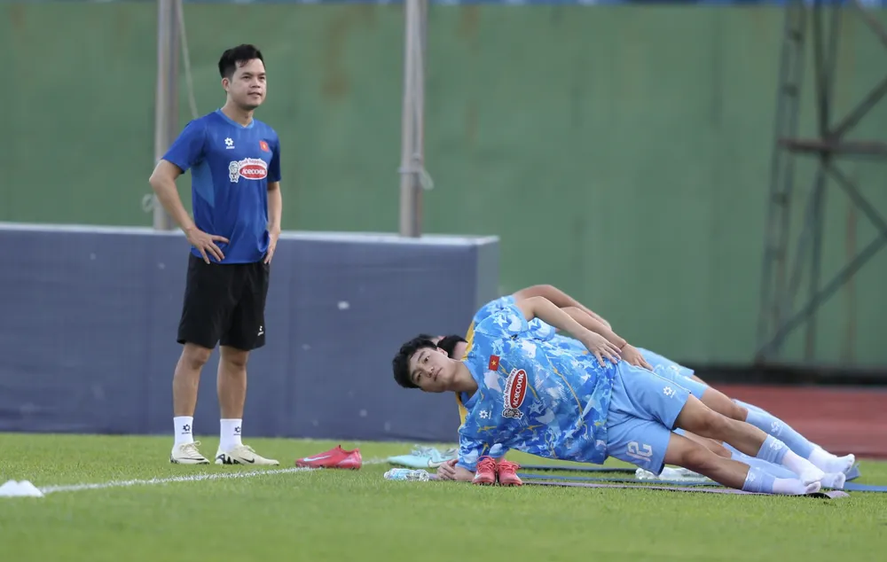 Thủ môn Đặng Văn Lâm háo hức trong ngày trở lại đội tuyển Việt Nam- Ảnh 4.