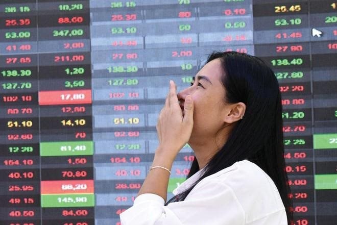 Chứng khoán Việt Nam lọt top tăng mạnh nhất thế giới trước thời khắc "lịch sử"- Ảnh 1.
