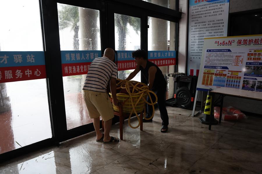 Những hình ảnh cận cảnh bão Matmo càn quét Trung Quốc- Ảnh 6. Những hình ảnh cận cảnh bão Matmo càn quét Trung Quốc- Ảnh 6.