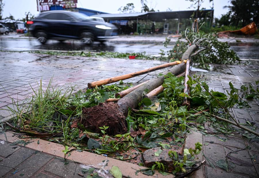 Những hình ảnh cận cảnh bão Matmo càn quét Trung Quốc- Ảnh 9. Những hình ảnh cận cảnh bão Matmo càn quét Trung Quốc- Ảnh 9.