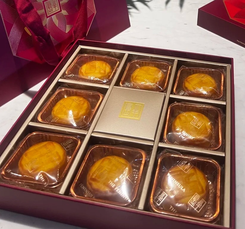 Mở hộp bánh Trung thu sau khi đến nhà chồng cũ, tôi uất nghẹn: Sao lại có người tàn nhẫn đến thế!- Ảnh 2.