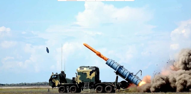 Iskander Nga phá hủy bệ phóng tên lửa Neptune hiếm có của Ukraine- Ảnh 2. Iskander Nga phá hủy bệ phóng tên lửa Neptune hiếm có của Ukraine- Ảnh 2.