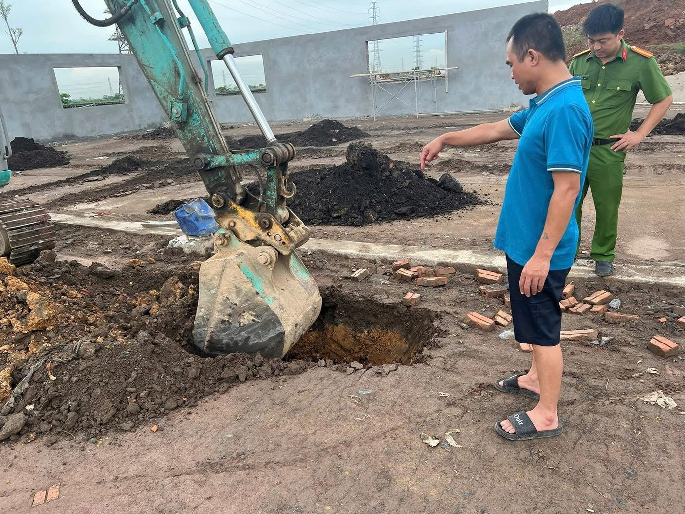 ‘Trùm’ xử lý rác thải ở Hải Phòng vừa bị tạm giam là ai?- Ảnh 4.