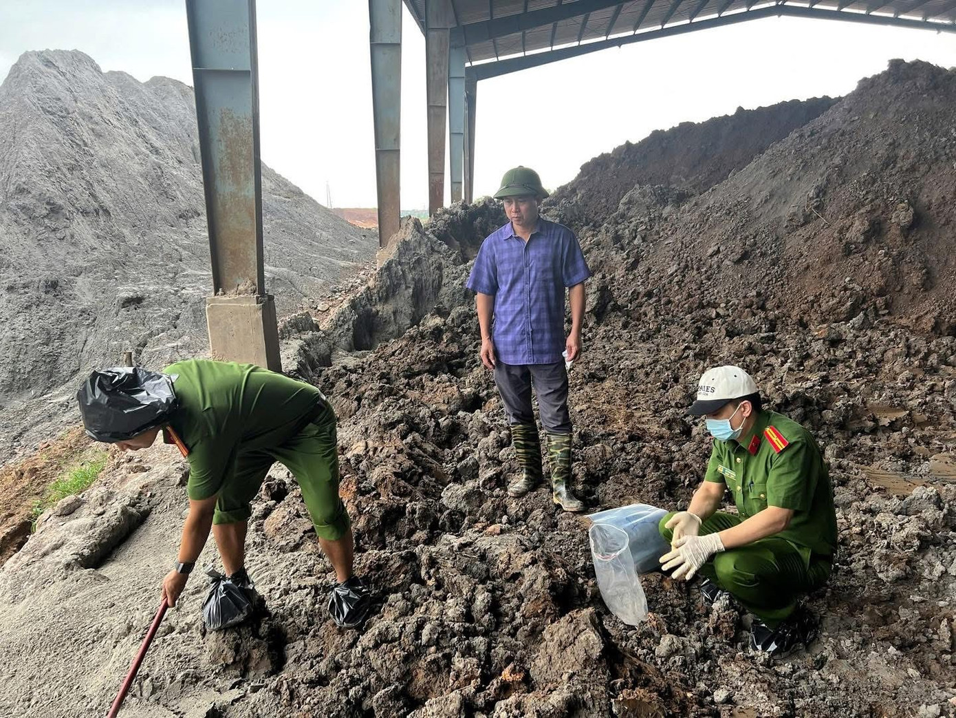 ‘Trùm’ xử lý rác thải ở Hải Phòng vừa bị tạm giam là ai?- Ảnh 3.