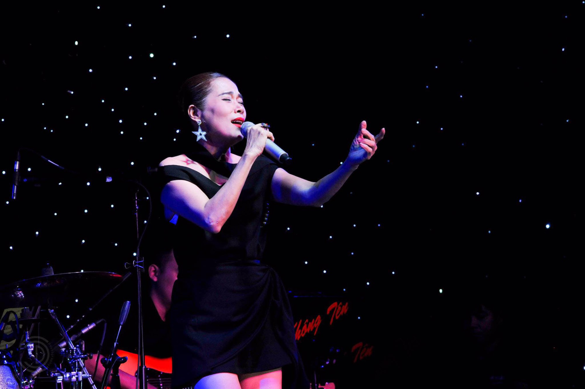 Cuộc sống giản dị của nữ ca sĩ là Phó Chủ tịch tập đoàn, sở hữu vài biệt thự nghìn m2 ở Đức và Việt Nam- Ảnh 2. Cuộc sống giản dị của nữ ca sĩ là Phó Chủ tịch tập đoàn, sở hữu vài biệt thự nghìn m2 ở Đức và Việt Nam- Ảnh 2.