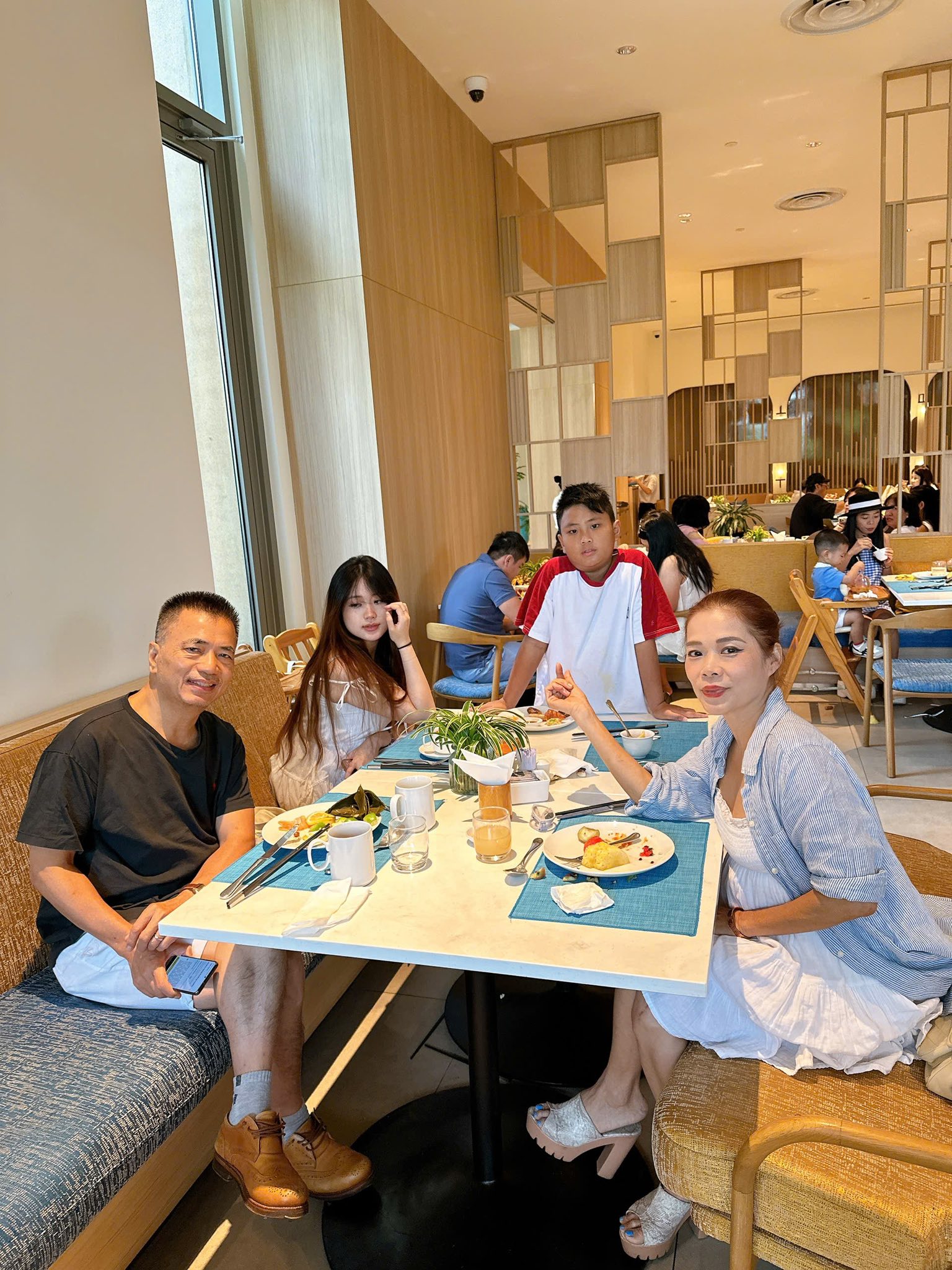 Cuộc sống giản dị của nữ ca sĩ là Phó Chủ tịch tập đoàn, sở hữu vài biệt thự nghìn m2 ở Đức và Việt Nam- Ảnh 8. Cuộc sống giản dị của nữ ca sĩ là Phó Chủ tịch tập đoàn, sở hữu vài biệt thự nghìn m2 ở Đức và Việt Nam- Ảnh 8.