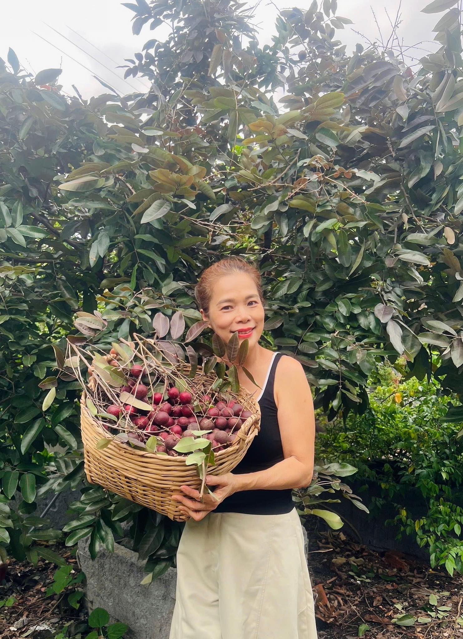 Cuộc sống giản dị của nữ ca sĩ là Phó Chủ tịch tập đoàn, sở hữu vài biệt thự nghìn m2 ở Đức và Việt Nam- Ảnh 7. Cuộc sống giản dị của nữ ca sĩ là Phó Chủ tịch tập đoàn, sở hữu vài biệt thự nghìn m2 ở Đức và Việt Nam- Ảnh 7.