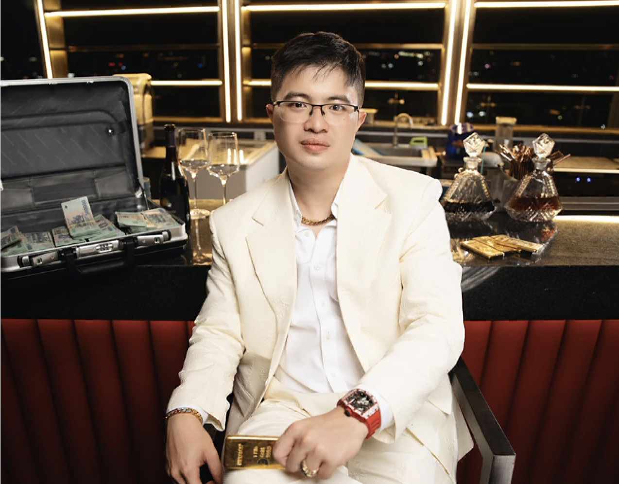 Mr. Pips sở hữu loạt bất động sản cao cấp, siêu xe ở nước ngoài- Ảnh 1. Mr. Pips sở hữu loạt bất động sản cao cấp, siêu xe ở nước ngoài- Ảnh 1.