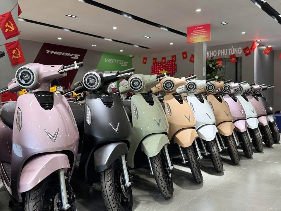 VinFast Evo Grand ồ ạt về đại lý: Cùng khoảng 20 triệu đồng, khác gì Evo200  mà nhiều người lăn tăn?