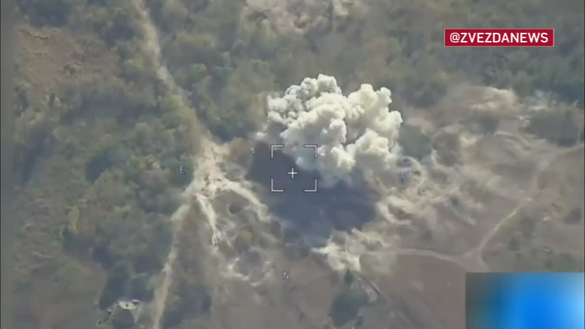 Khoảnh khắc Iskander-M dội tr&uacute;ng vị tr&iacute; HIMARS- Ảnh 1.