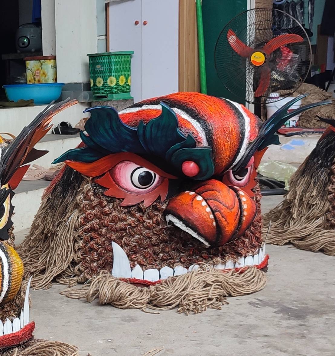 Con lân đáng sợ nhất Trung thu 2025: Bỏ chạy hoảng loạn khi nhìn thấy, tìm hiểu ra mới biết cực ý nghĩa- Ảnh 4. Con lân đáng sợ nhất Trung thu 2025: Bỏ chạy hoảng loạn khi nhìn thấy, tìm hiểu ra mới biết cực ý nghĩa- Ảnh 4.