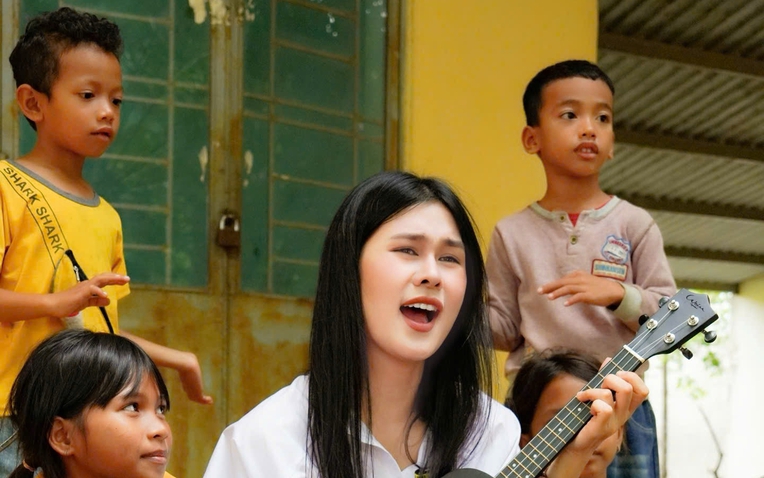Ca sĩ Phúc Anh mang dự án 
