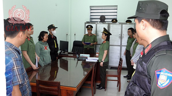 Bắt tạm giam bà Võ Thị Phụng sinh năm 1979- Ảnh 1. Bắt tạm giam bà Võ Thị Phụng sinh năm 1979- Ảnh 1.