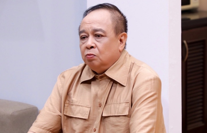 Danh hài từng phải chạy xe ôm, giờ sở hữu 3 căn nhà, 2 mảnh đất nghìn mét vuông- Ảnh 1. Danh hài từng phải chạy xe ôm, giờ sở hữu 3 căn nhà, 2 mảnh đất nghìn mét vuông- Ảnh 1.