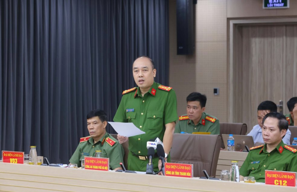 Interpol vào cuộc truy tìm "núi" tài sản nước ngoài của Mr.Pips: Từ dàn siêu xe Lexus, Rolls-Royce đến loạt bất động sản triệu USD khắp thế giới- Ảnh 1.