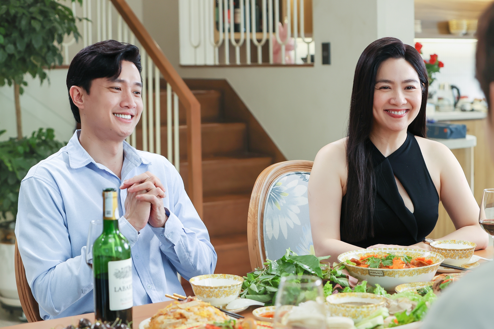 2025 mỗi nhà nên có một phú bà đỉnh cỡ này: Đã giàu còn tuyệt đối tình cảm, chi tiền không cần nghĩ quá đã luôn!- Ảnh 5.