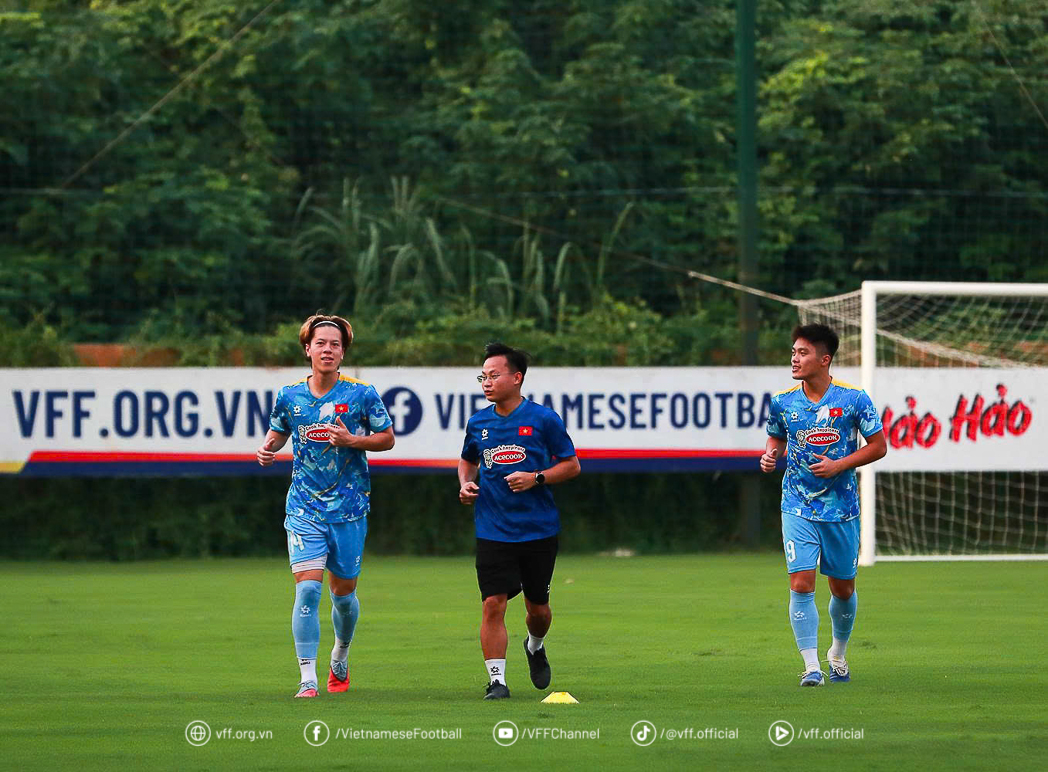 Vadim Nguyễn tạo ấn tượng trong lần đầu lên tuyển U23 Việt Nam- Ảnh 3.