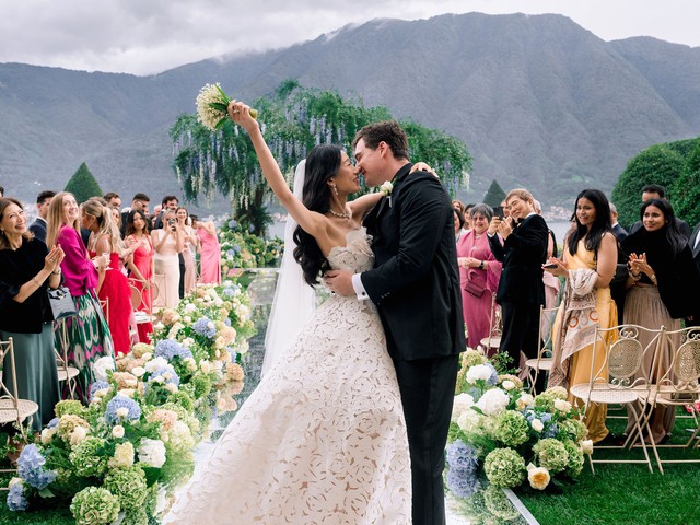 Bức ảnh g&acirc;y sốc của 1 Hoa hậu Việt Nam với nh&acirc;n vật bị 