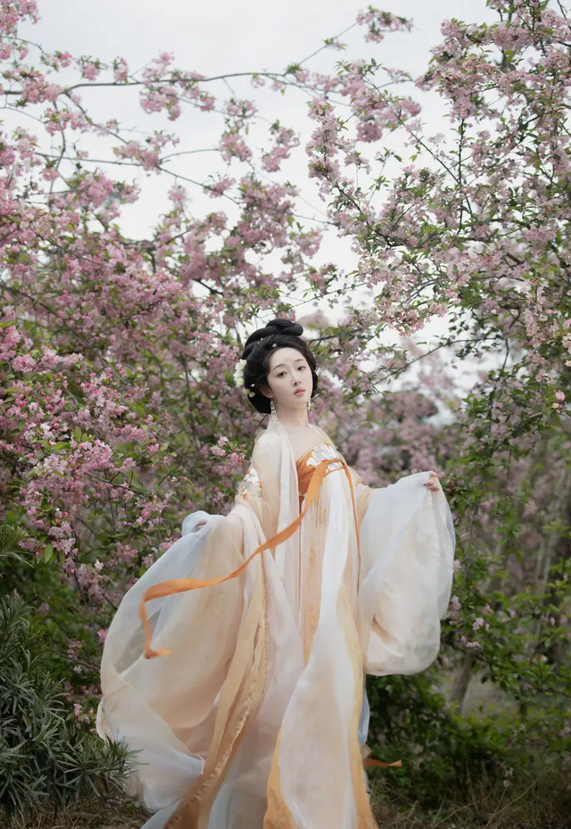 Năm 2026 gọi tên 4 con giáp nữ 