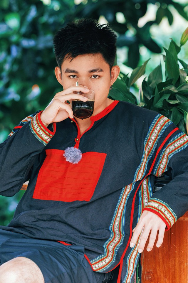 Jun Phạm say xỉn gây tranh cãi- Ảnh 9.