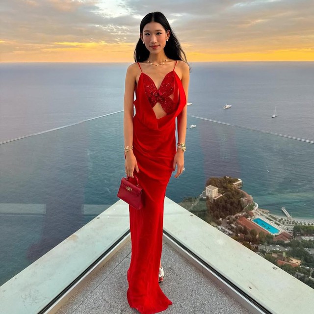 Bức ảnh g&acirc;y sốc của 1 Hoa hậu Việt Nam với nh&acirc;n vật bị 