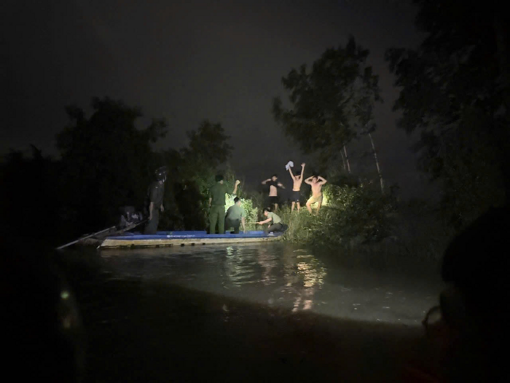 Vụ 314 học viên trốn trại cai nghiện ở An Giang: Công an tạm giữ 9 người cầm đầu- Ảnh 2.