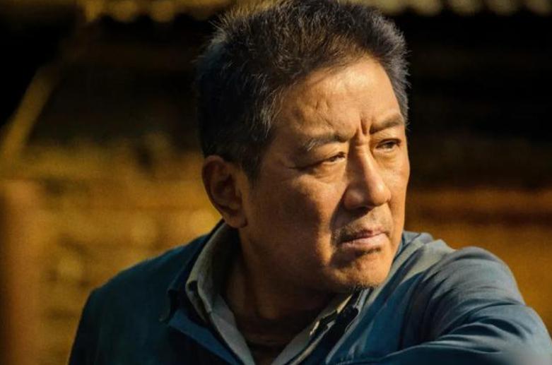 4 câu nói “ám ảnh” của người trầm cảm nhẹ: Khi nụ cười giấu sau là vực thẳm không ai thấy- Ảnh 1. 4 câu nói “ám ảnh” của người trầm cảm nhẹ: Khi nụ cười giấu sau là vực thẳm không ai thấy- Ảnh 1.