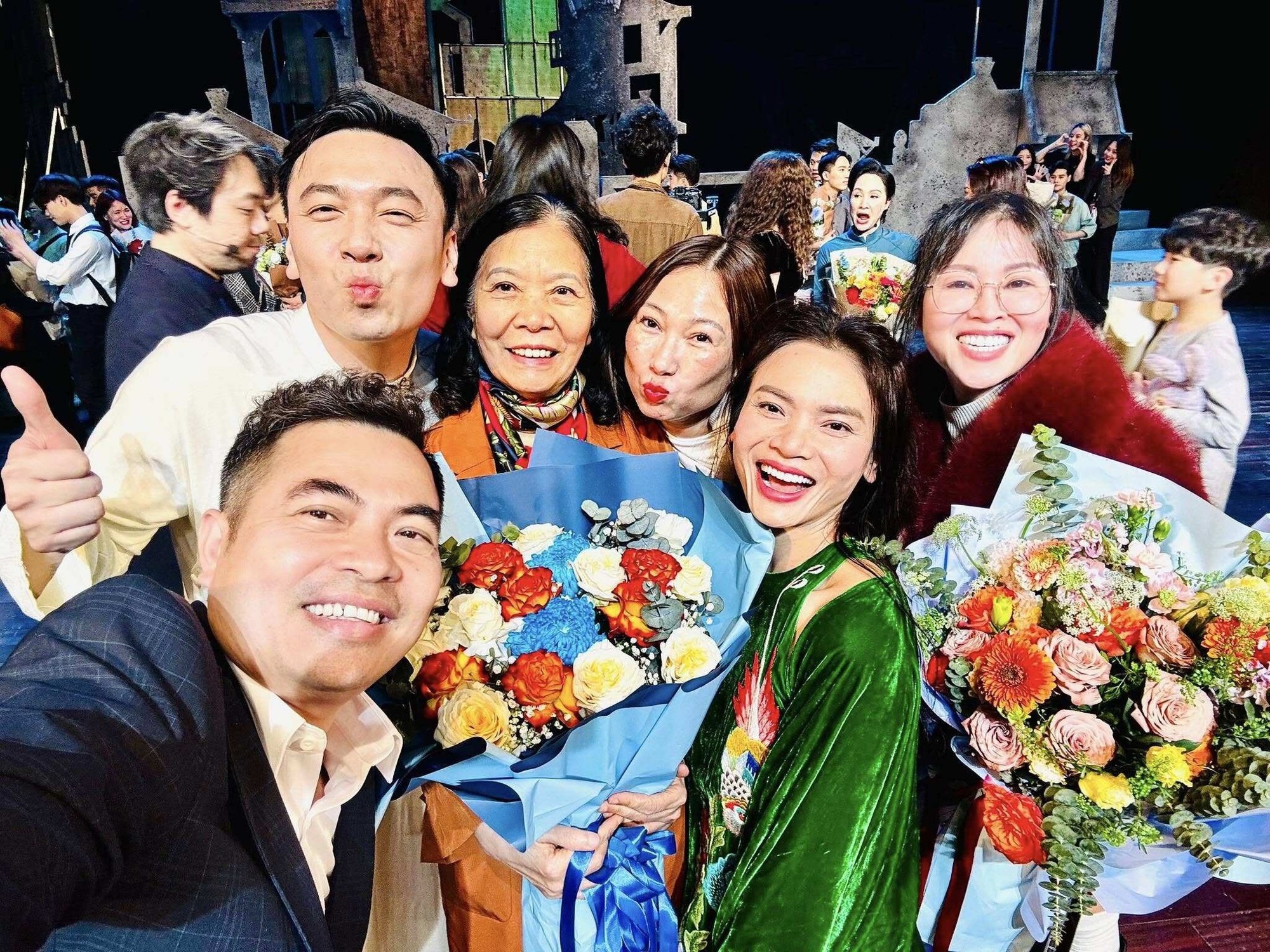 Nữ NSND trẻ nhất Việt Nam sở hữu biệt phủ 8.000 m2, ngo&agrave;i 40 tuổi hưởng thụ cuộc sống ai cũng ngưỡng mộ- Ảnh 9.