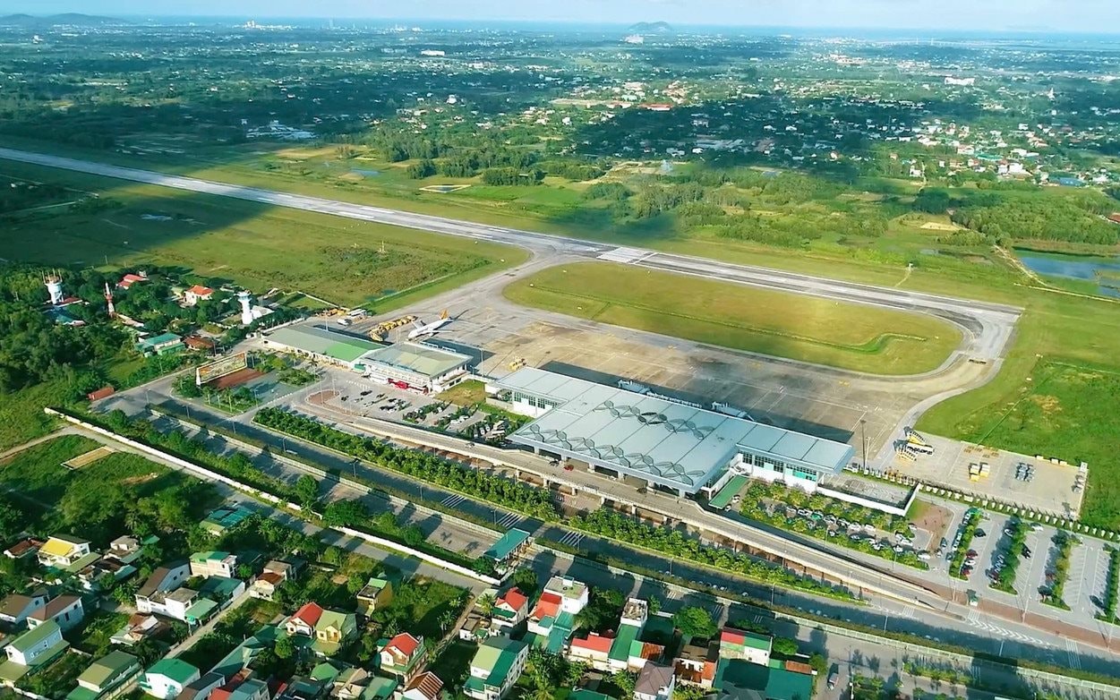 Vingroup tung gần 1.600 căn nhà xã hội tại “siêu phường” lớn nhất Việt Nam, giá chưa đến 1 tỷ đồng- Ảnh 2. Cuộc "lột xác" của sân bay quốc tế tại Việt Nam sau 3 tháng đóng cửa