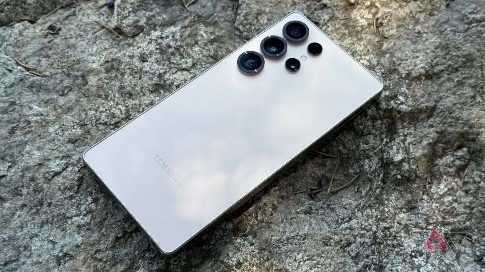 Cây bút công nghệ: "Tôi sẽ không khuyên ai đó mua điện thoại Samsung cho đến khi nào hãng chịu sửa lỗi này"- Ảnh 3.