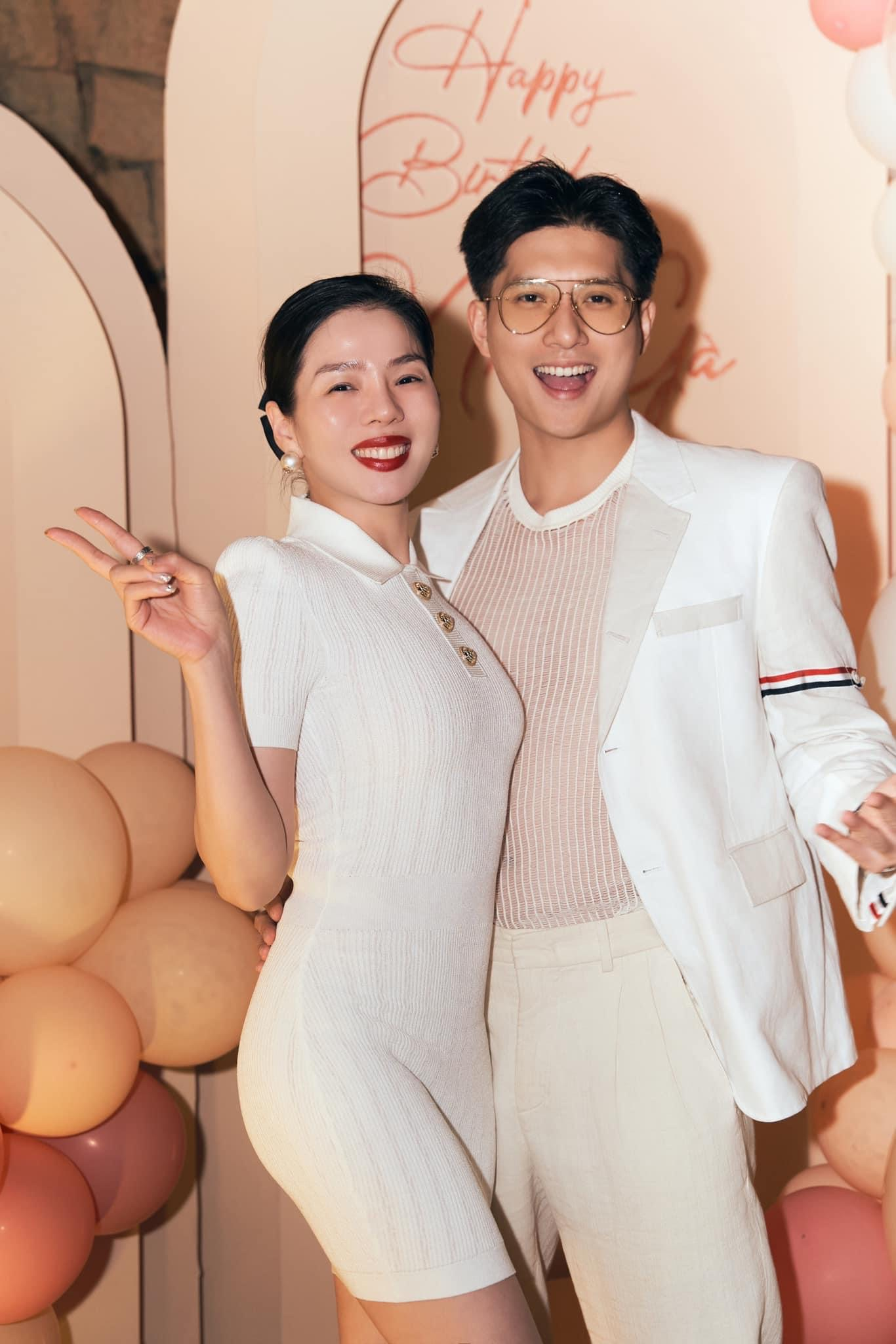 Clip: Lâm Bảo Châu bị tác động vật lý giữa quán bida, phản ứng của Lệ Quyên mới đáng bàn- Ảnh 4.