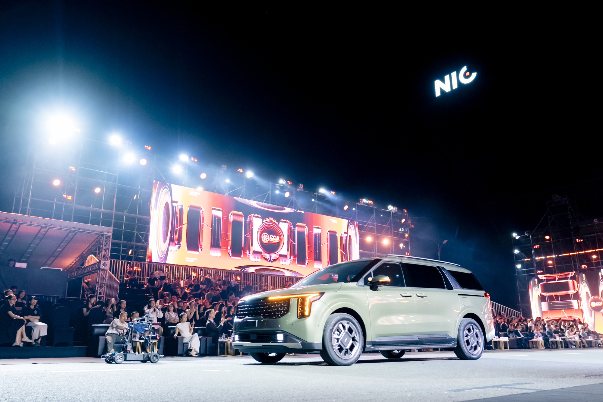 'Không phải ai cũng đủ kiến thức để tự chọn xe cho mình, kết quả này giúp họ tránh tiền mất tật mang'- Ảnh 14.