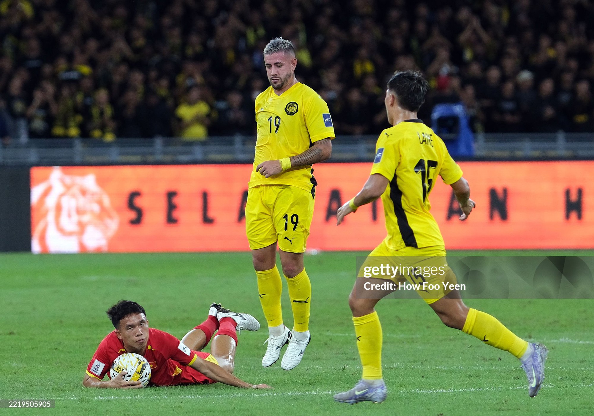 CĐV Malaysia phẫn nộ: 