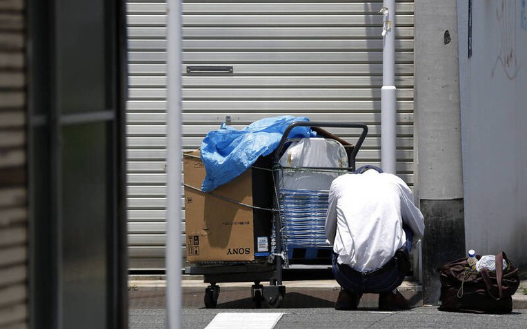 Bán sạch tiền hưu mua nhà cho thuê, người đàn ông 67 tuổi sốc vì 