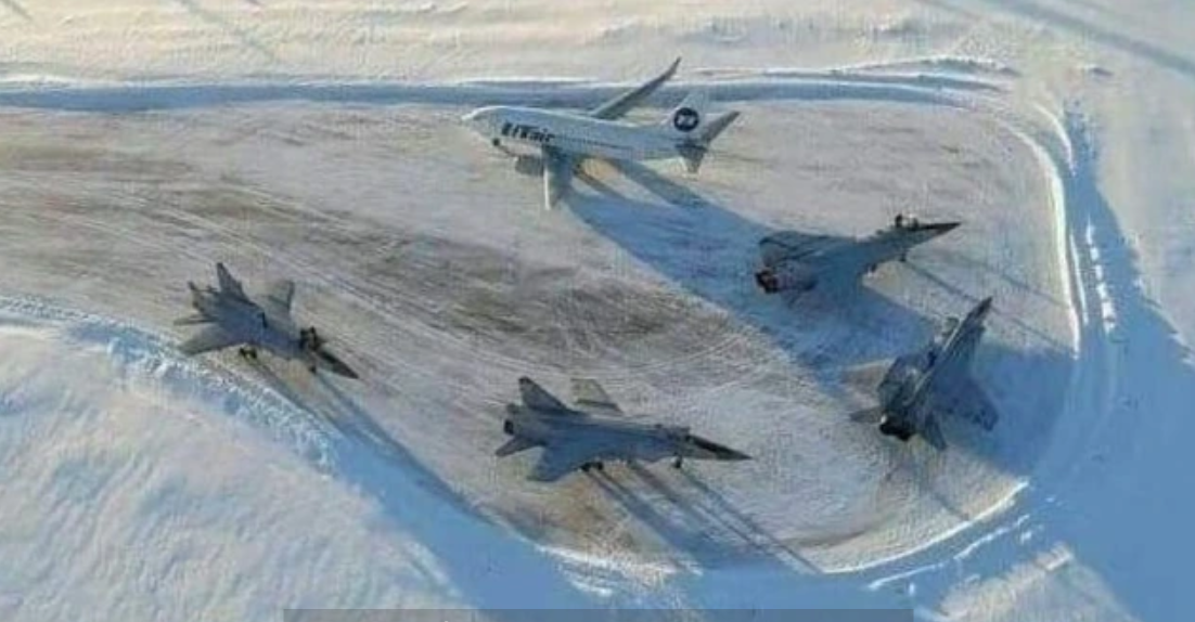 Sự kết hợp đáng sợ giúp Nga củng cố quyền kiểm soát bầu trời Bắc Cực- Ảnh 2.