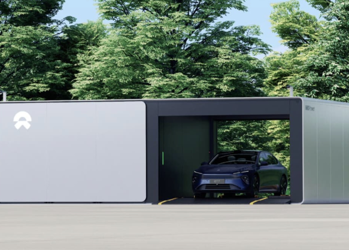 Trung Quốc lại đi trước thế giới một bước: Mọi thao tác đổi pin xe điện chỉ mất 3 phút, gần 150.000 nghìn lượt đổi thực hiện mỗi ngày tại hơn 3.500 trạm- Ảnh 1. Trung Quốc lại đi trước thế giới một bước: Mọi thao tác đổi pin xe điện chỉ mất 3 phút, gần 150.000 nghìn lượt đổi thực hiện mỗi ngày tại hơn 3.500 trạm- Ảnh 1.