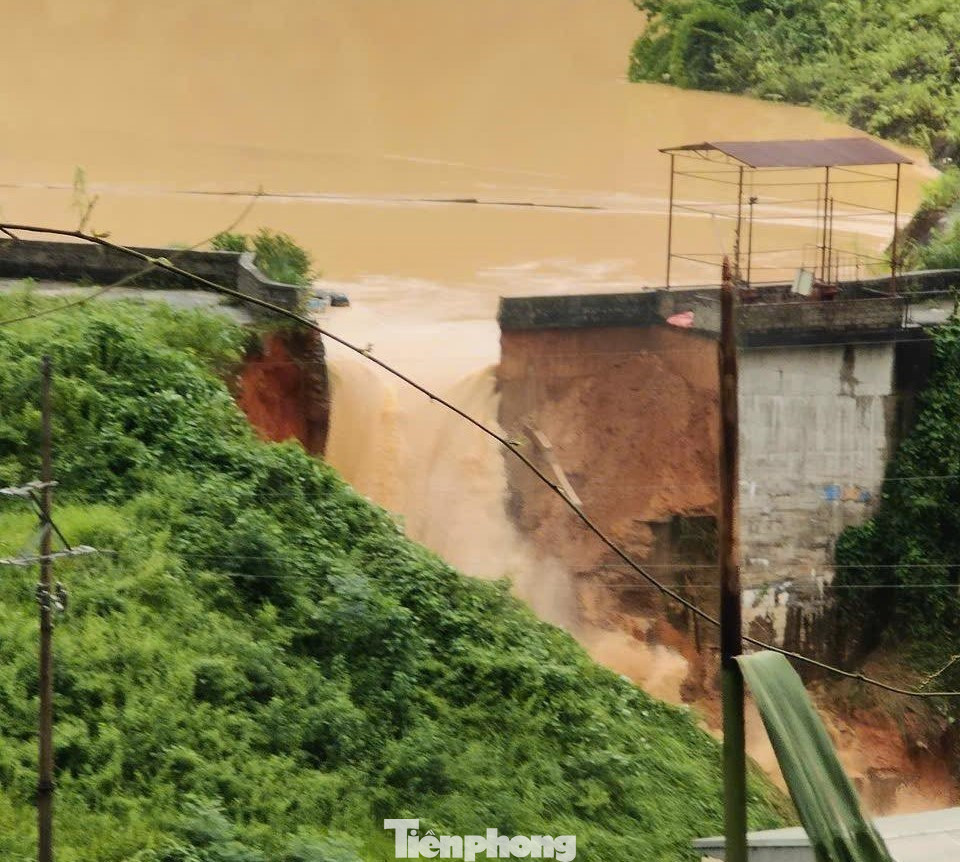 CLIP: Vỡ đập thủy điện ở Lạng Sơn- Ảnh 1.