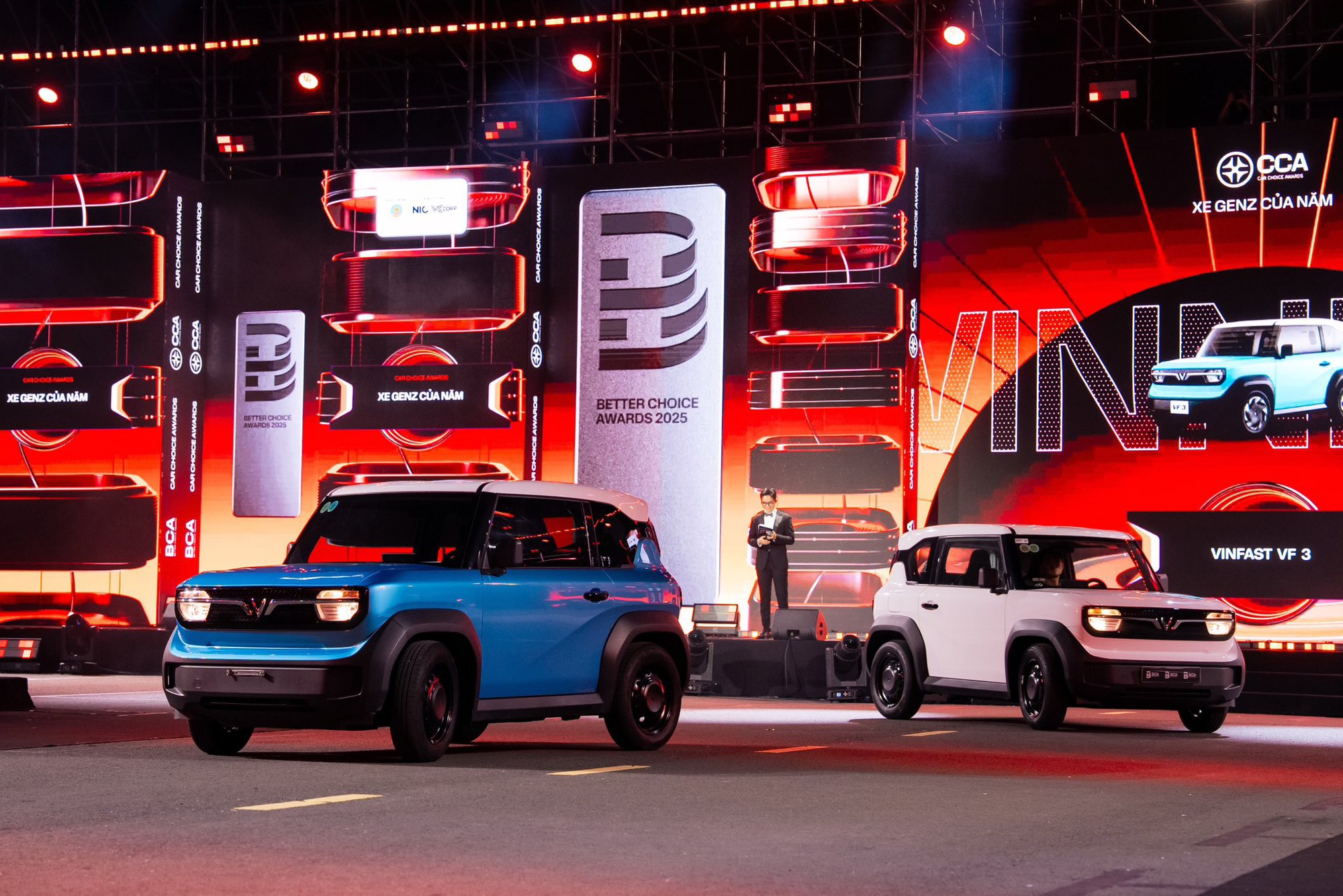 Nhìn lại 3 màn trao giải đậm chất xe của Car Choice Awards 2025: Xe không chỉ được vinh danh mà còn được 'kể chuyện'- Ảnh 6. Nhìn lại 3 màn trao giải đậm chất xe của Car Choice Awards 2025: Xe không chỉ được vinh danh mà còn được 'kể chuyện'- Ảnh 6.