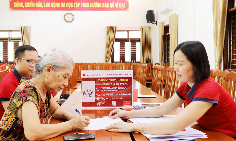 Lại có thủ đoạn lừa đảo mới cực tinh vi nhắm vào người hưởng chế độ hưu trí, bảo hiểm xã hội- Ảnh 4. Lại có thủ đoạn lừa đảo mới cực tinh vi nhắm vào người hưởng chế độ hưu trí, bảo hiểm xã hội- Ảnh 4.