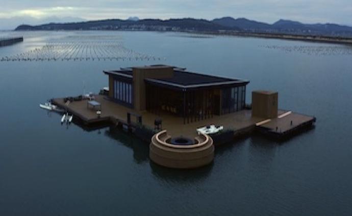 Người đ&agrave;n &ocirc;ng chi 15 tỷ đồng x&acirc;y &ldquo;ốc đảo giữa biển khơi&rdquo;, c&ugrave;ng gia đ&igrave;nh tận hưởng cuộc sống tr&ecirc;n biển: C&oacute; những việc nếu kh&ocirc;ng l&agrave;m sau n&agrave;y sẽ kh&ocirc;ng c&ograve;n cơ hội nữa!- Ảnh 1.