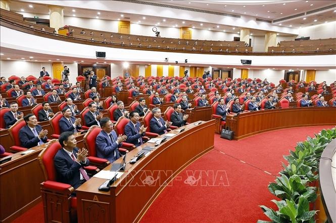 Trung ương thống nhất giới thiệu nhân sự Ban Chấp hành Trung ương Đảng khóa XIV- Ảnh 1.