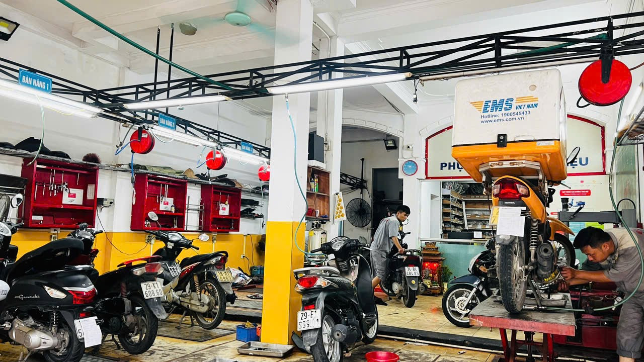 Những hạng mục cần kiểm tra sau khi đi xe máy vào vùng ngập- Ảnh 4.