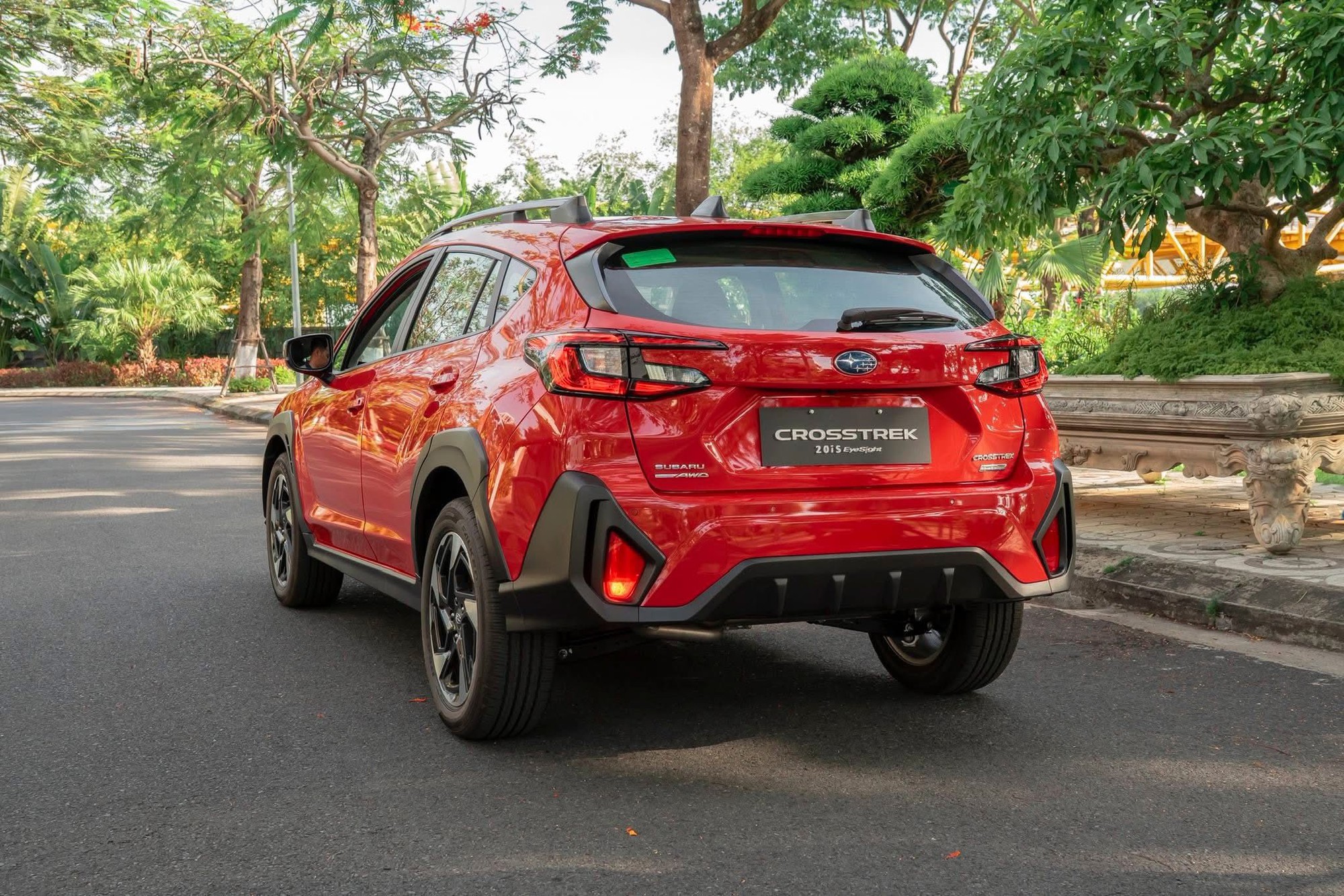 Subaru Crosstrek nhận ưu đãi sâu nhất kể từ khi ra mắt: Giảm tới 239 triệu đồng nhưng vẫn đắt ngang Santa Fe ‘đập hộp’- Ảnh 5.