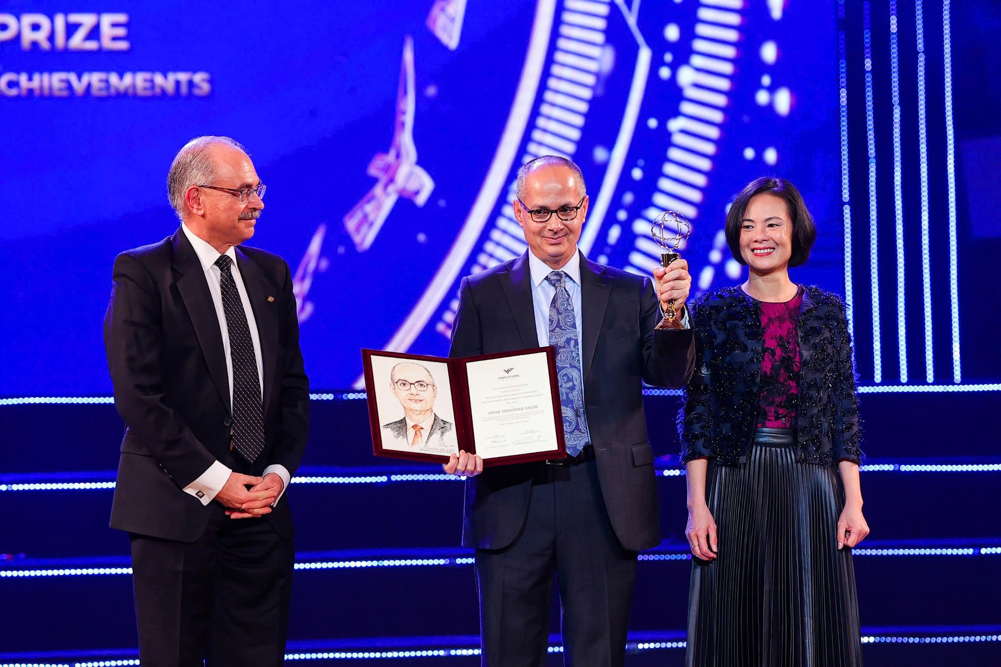 GS thắng giải thưởng của tỷ phú Phạm Nhật Vượng vừa được Nobel vinh danh: 